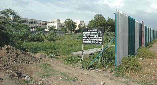 wakf_land_aurangabad_20090921.jpg